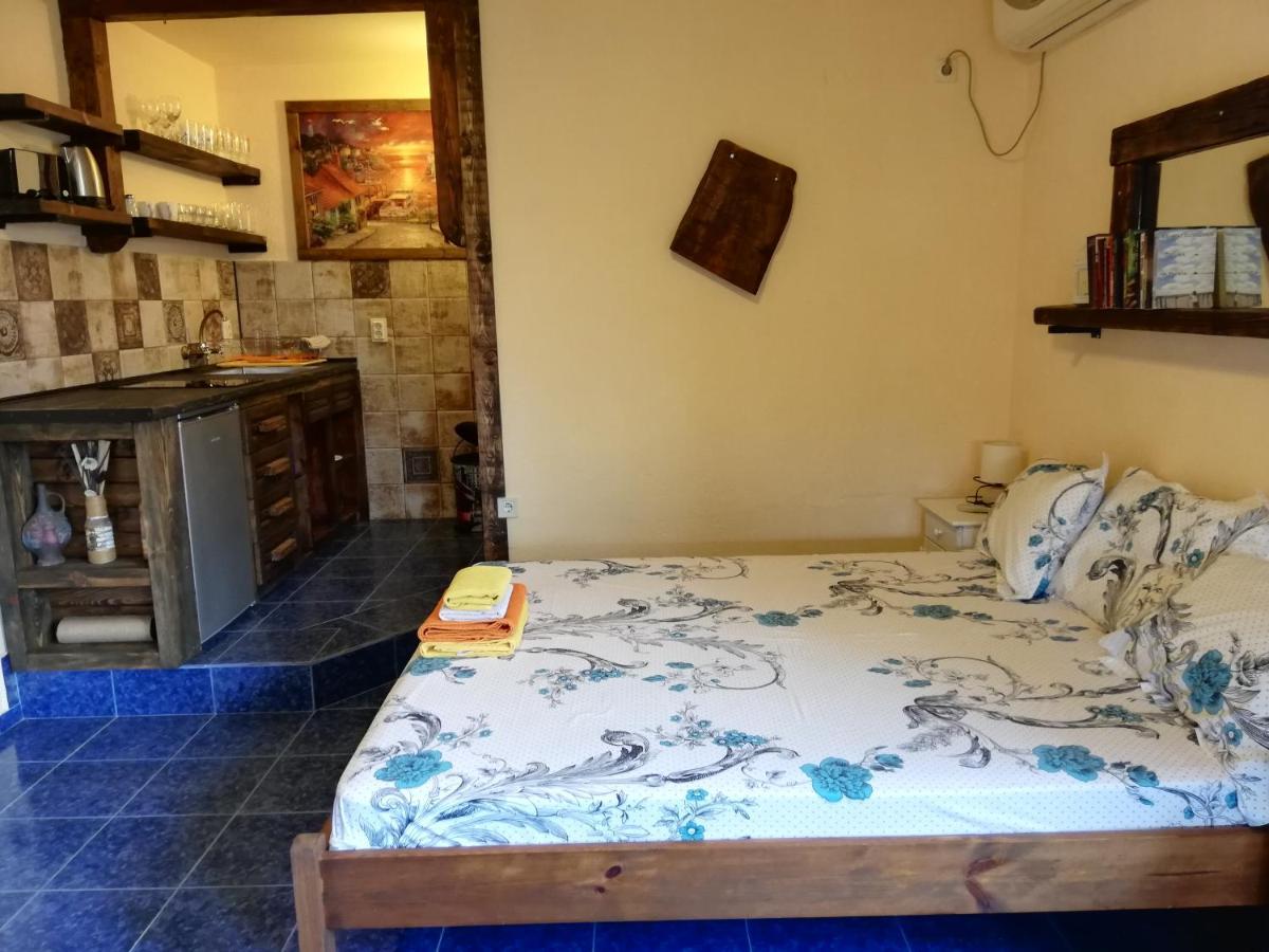 Guest House Fanny Sinemoretz Luaran gambar